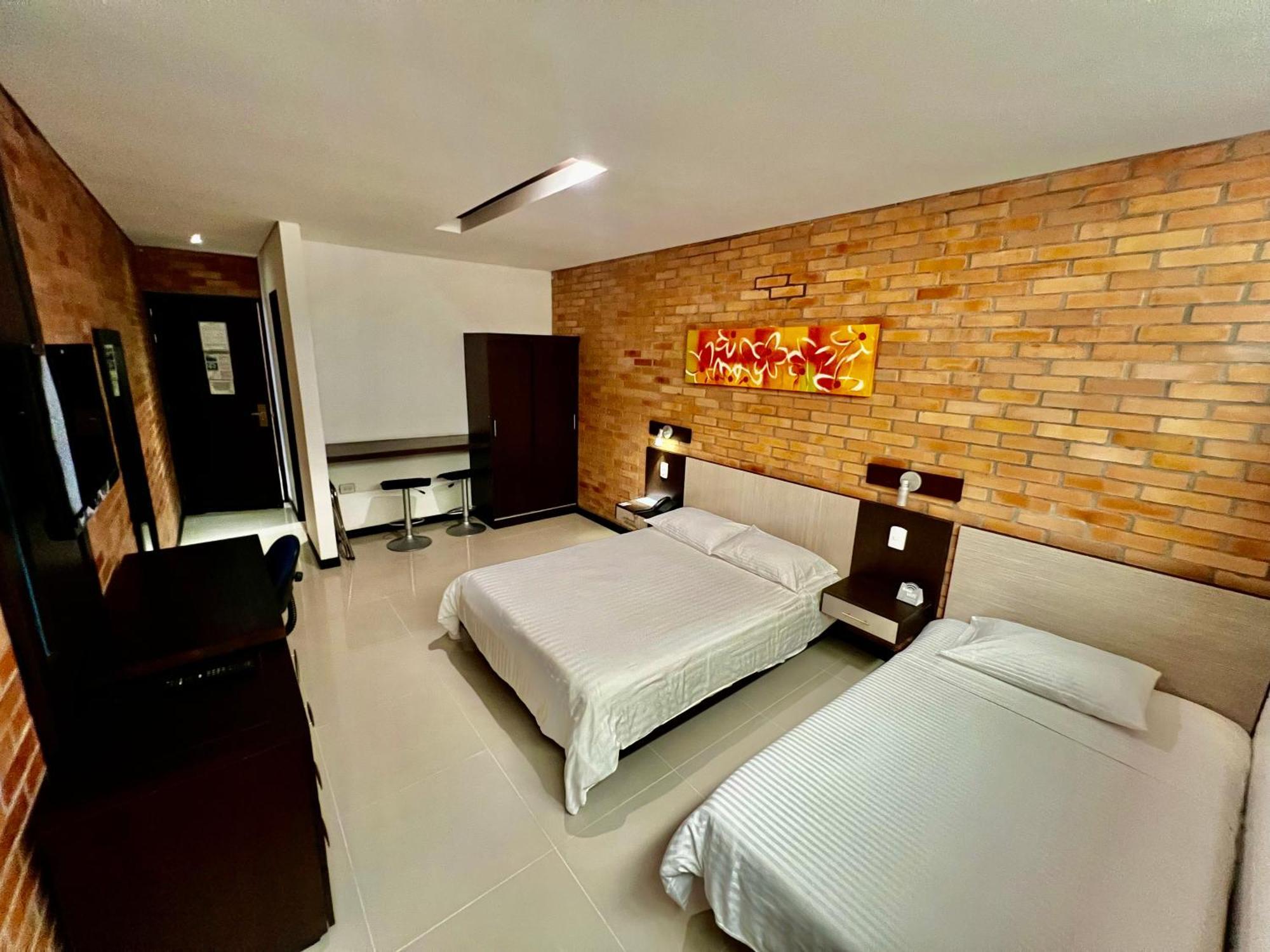 Hotel Toscana Oriente Rionegro Luaran gambar