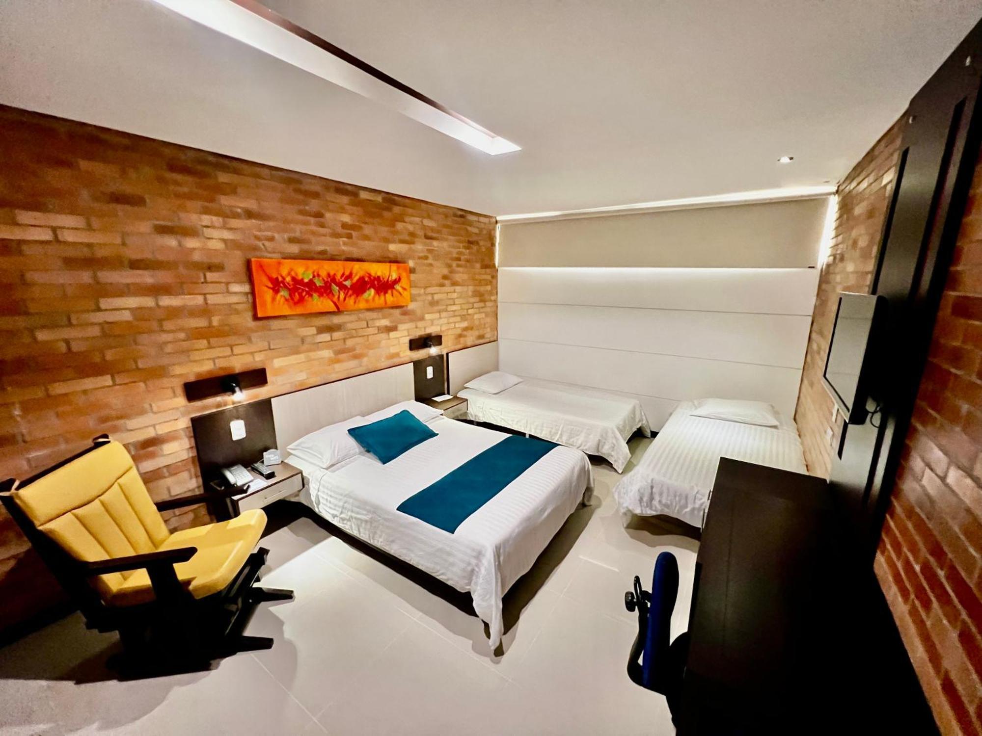 Hotel Toscana Oriente Rionegro Luaran gambar
